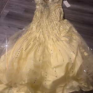 Elegant Yellow Dress